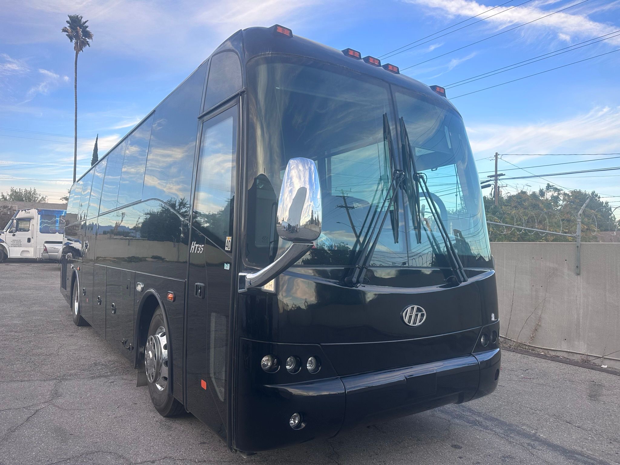 Executive Coach Bus with Premium Seating